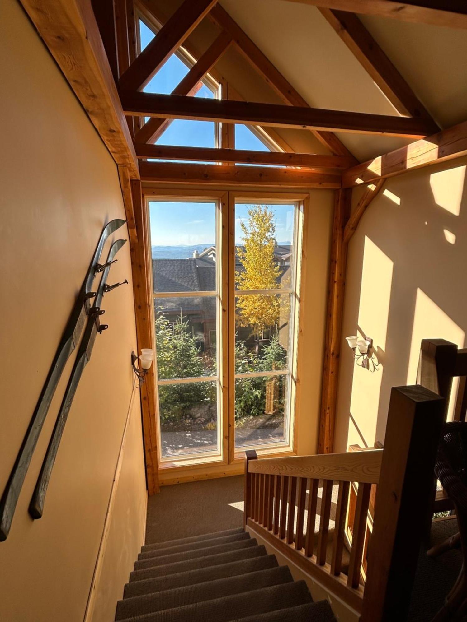 3 Bedroom 3 Bath Ski In Ski Out With Private Hot Tub Big White Ski Resort ภายนอก รูปภาพ